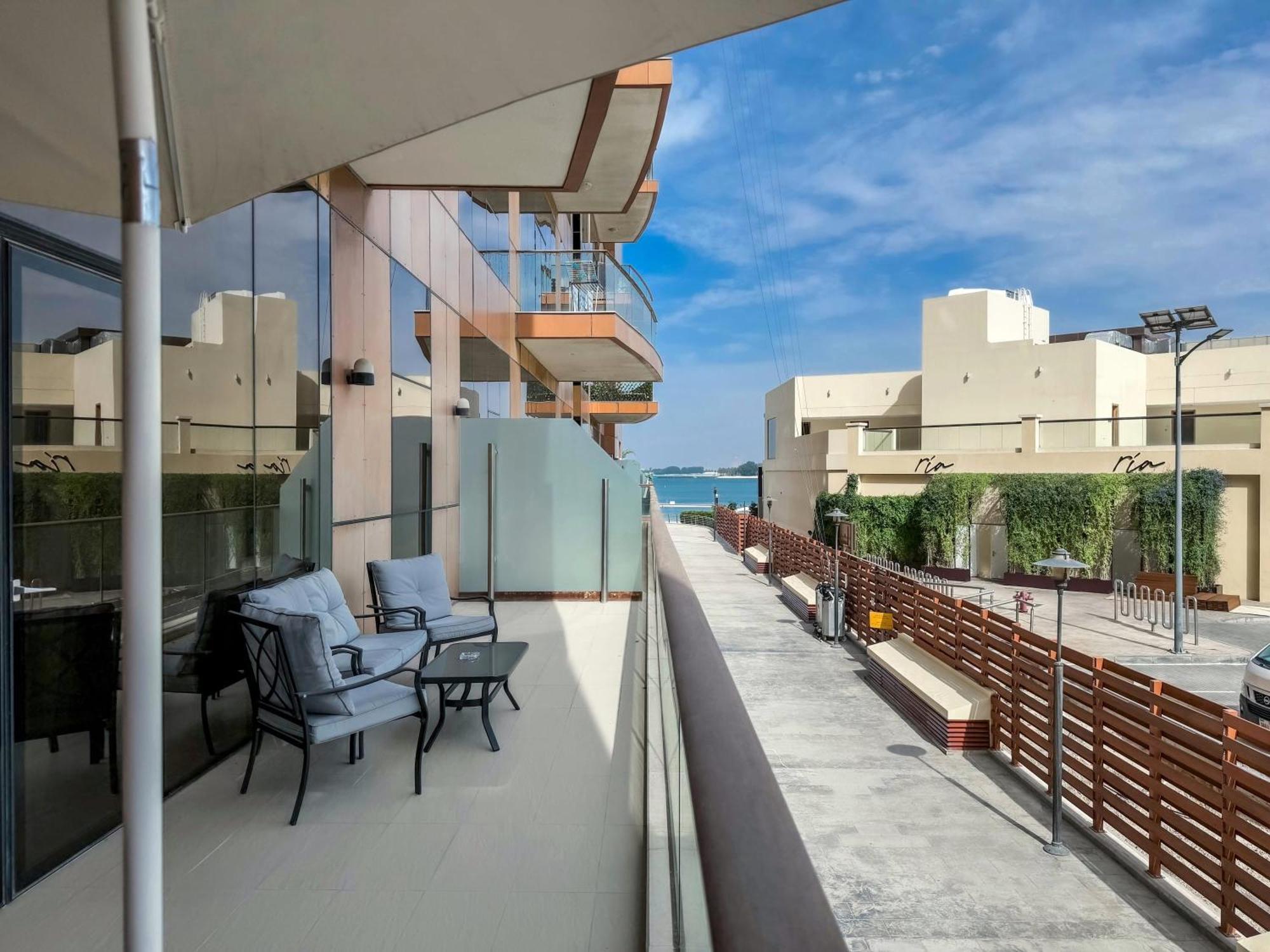 Modern Beachfront 1Br Apartment - Tiara Residence Dubaj Exteriér fotografie